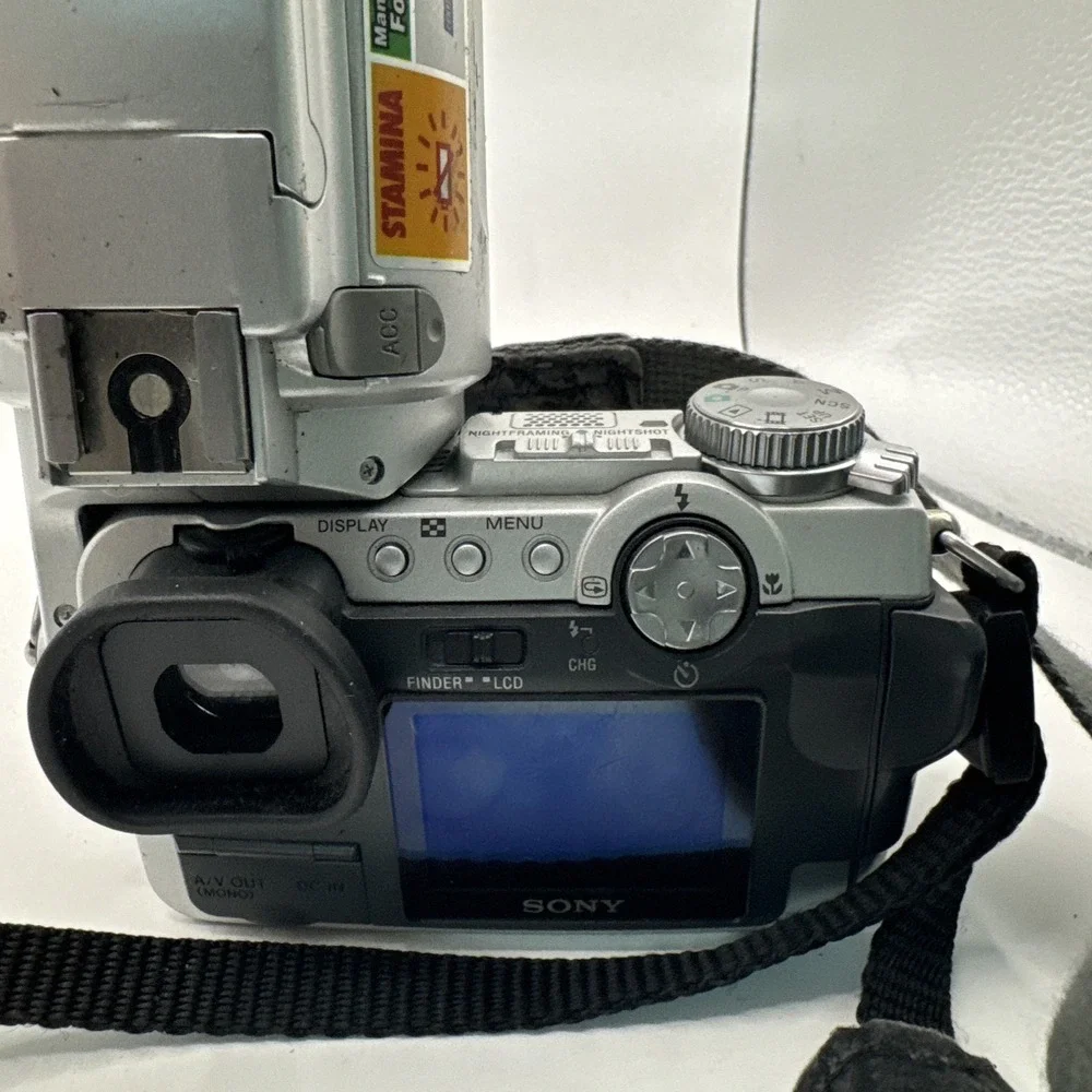 Sony Cyber-Shot DSC-F717 Compact Digital Still Camera